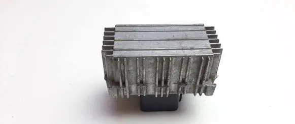 Opel Zafira A Glow plug pre-heat relay 09132691 M5088