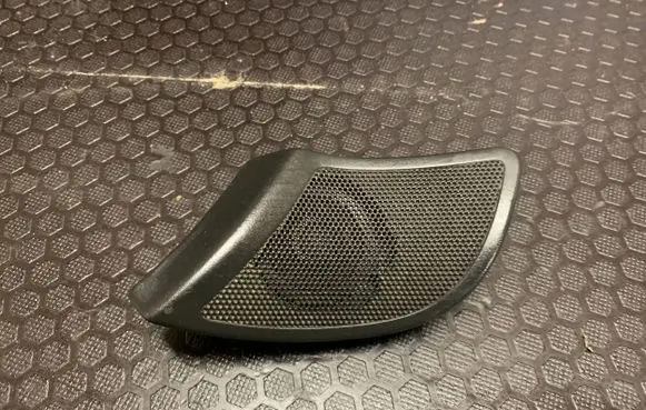 Audi A4 S4 B7 8E 8H Front door high frequency speaker 8E0035399 S2465130