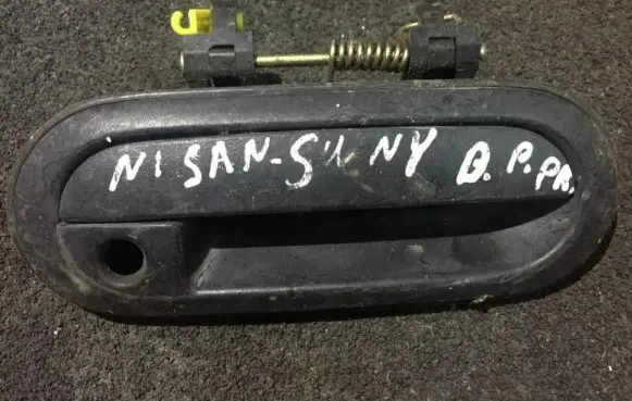 Nissan Sunny Front door exterior handle