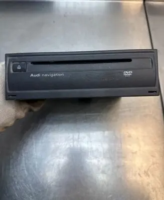 Volkswagen PASSAT B6 Navigation unit CD/DVD player 4E0919887M 4E0910887T