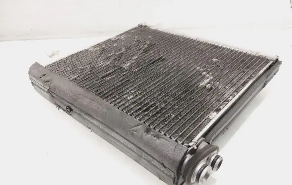 Air conditioning (A/C) radiator (interior)