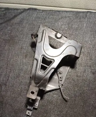BMW 5 F10 F11 Headlight/headlamp mounting bracket 084994060102