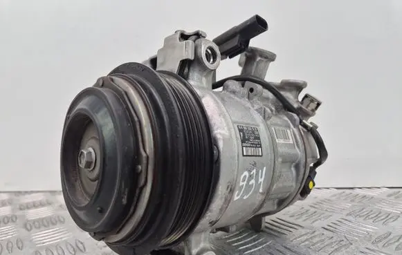 Mercedes-Benz E W213 Air conditioning (A/C) compressor (pump) A0008301301