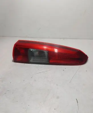 Volvo V70 Rear/tail lights 9154493