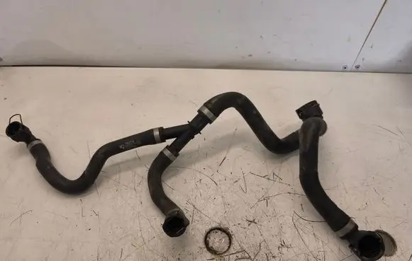 BMW X1 F48 F49 Engine coolant pipe/hose 7645477