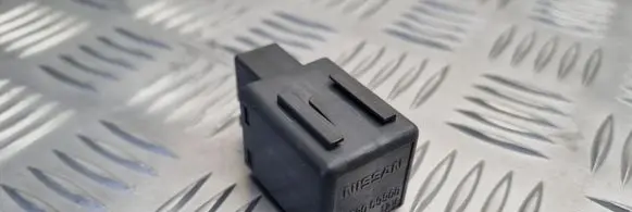 Nissan Almera N16 Other relay 24330C9900