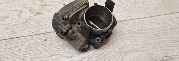 Skoda Yeti (5L) Throttle valve 03c133062s