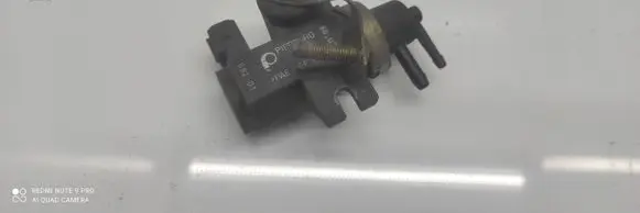 Volkswagen Golf III Vacuum valve 1H0906627