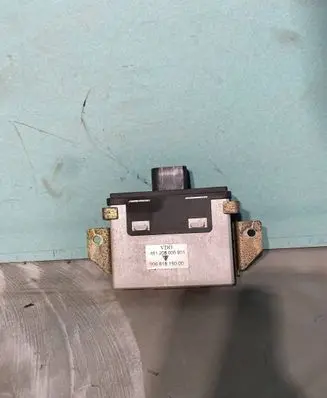 Porsche 911 996 Fuel injection pump control unit/module 99661815000 461208005001