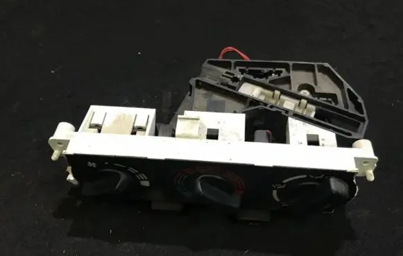 Nissan Primera Climate control unit 54353790f