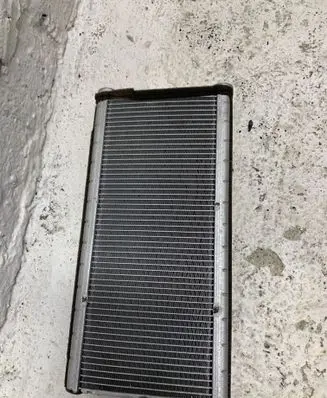 Land Rover Discovery 3 - LR3 Heater blower radiator