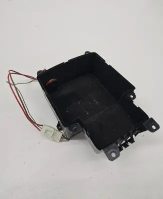 Audi A4 S4 B8 8K 12 V Socket (rear) 3D0919341H