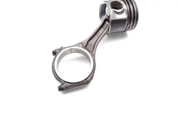Volkswagen Touareg II Piston with connecting rod 
