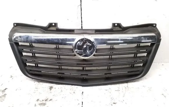 Opel Movano B Front bumper upper radiator grill 623108942R 623109857R