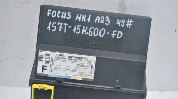 Ford Focus Comfort/convenience module 1S7T15K600FD