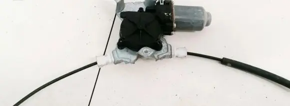 Nissan Almera N16 Front door window regulator motor 400600