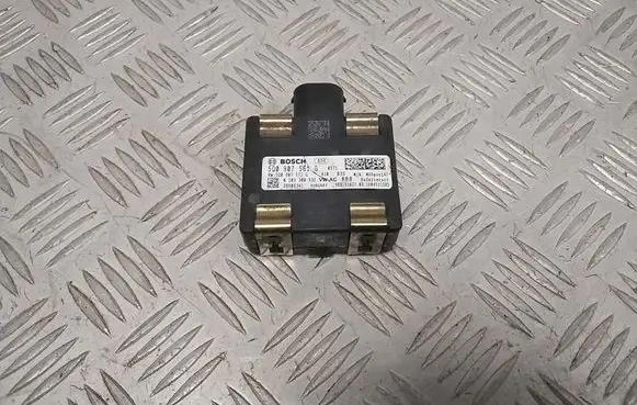 Audi A3 S3 8V Distronic sensor radar 5Q0907561G