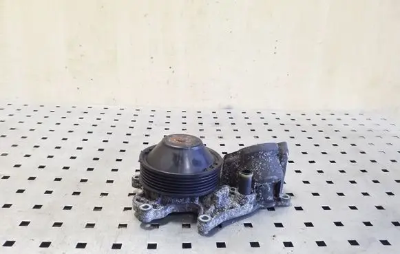 BMW X3 F25 Water pump 781083302