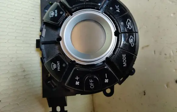 Nissan Note (E12) Climate control unit 275003VV2A