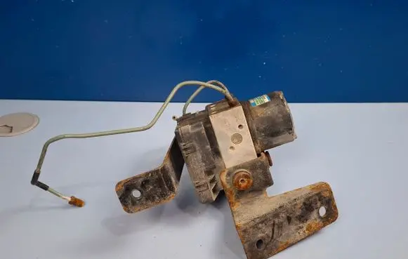 Hyundai Santa Fe ABS Pump 5890026150 9566026500