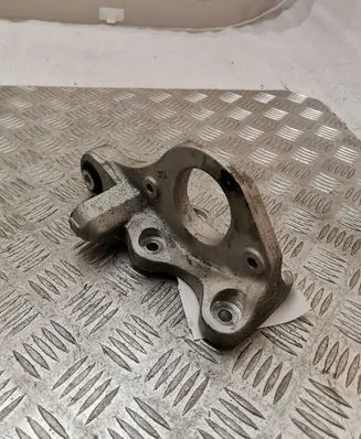 Volvo XC60 Engine mounting bracket 32222463