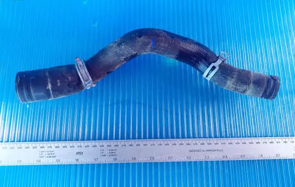 Ford Fiesta Engine coolant pipe/hose