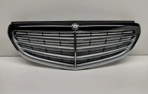 Mercedes-Benz E W124 Front bumper upper radiator grill A2128801383