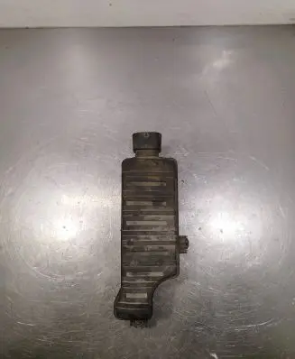 Intake resonator