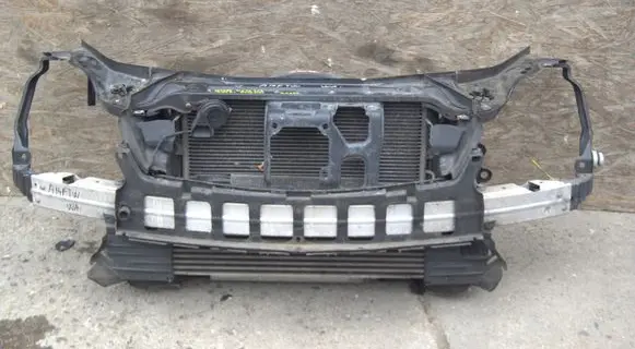 Mercedes-Benz CLS C219 Radiator support slam panel