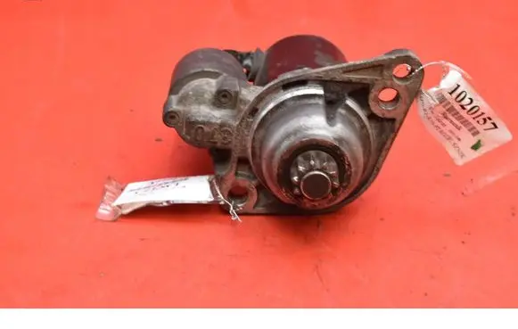 Volkswagen Touran I Starter motor 1005831370