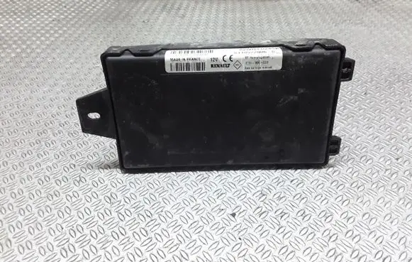 Dacia Logan I Comfort/convenience module 8200260245A