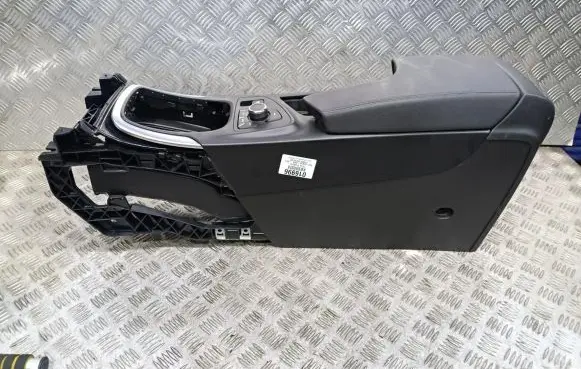 Opel Insignia A Center console