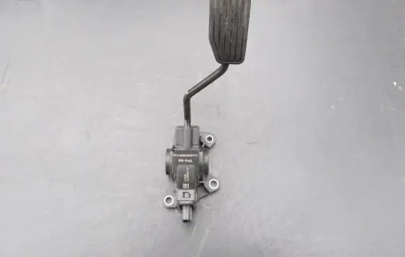 Honda Jazz Accelerator throttle pedal 00426936777 10250B TFOGO
