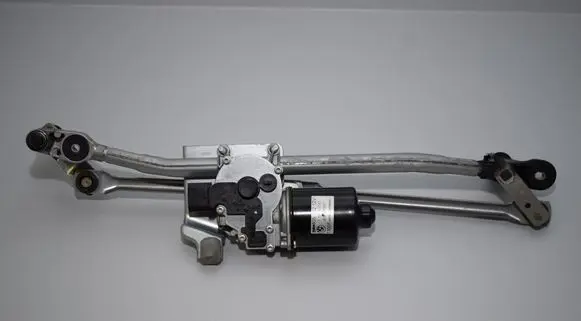 BMW 1 E81 E87 Front wiper linkage 7193037
