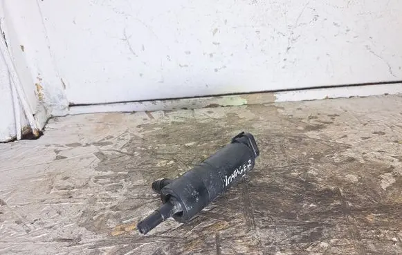 Chrysler Voyager Headlight washer pump 
