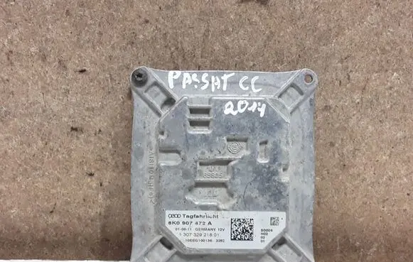 Volkswagen PASSAT CC Headlight ballast module Xenon 8K0907472A