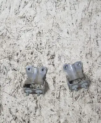Subaru Legacy Tailgate/trunk/boot hinge