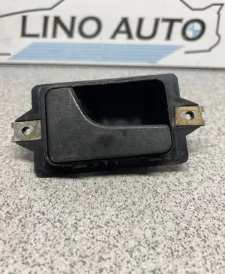 BMW 5 E28 Front door interior handle 51211926305