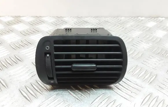 Audi A3 S3 8L Dashboard side air vent grill/cover trim 8L0820901