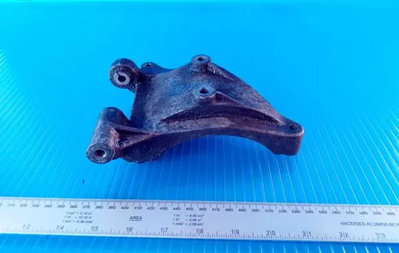 Audi A4 S4 B5 8D A/C compressor mount bracket 059260885 059260885F