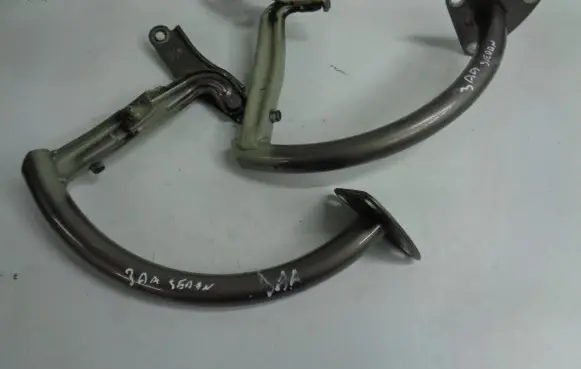 Volkswagen PASSAT B7 Tailgate/trunk/boot hinge 3C5827301B 3C5827302B