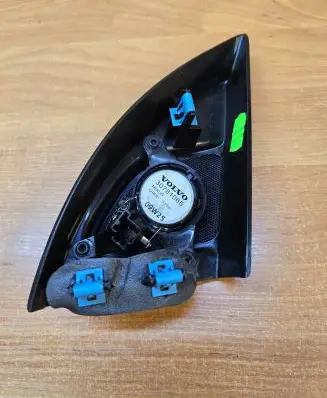 Volvo XC60 Front door high frequency speaker 30781065 09W25
