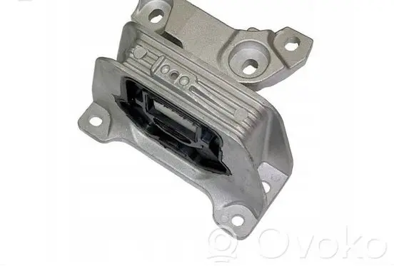 Engine mount vacuum valve