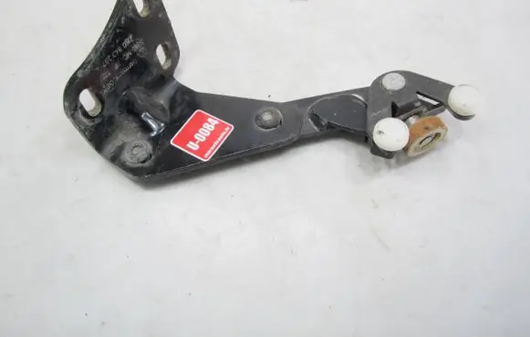 Volkswagen Caddy Sliding door lower roller guide/hinge 2K0843397A