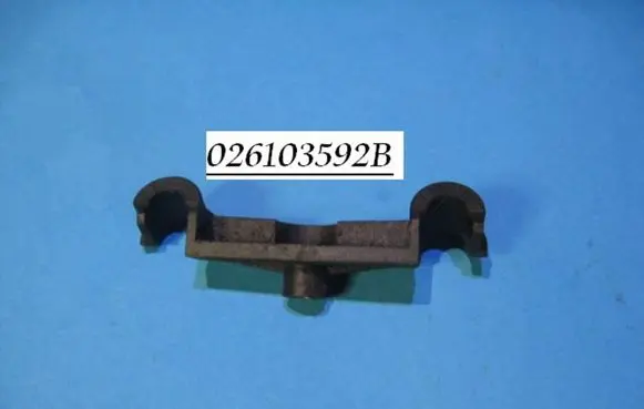 Audi 100 S4 C4 Fuel Injector clamp holder 026103592B