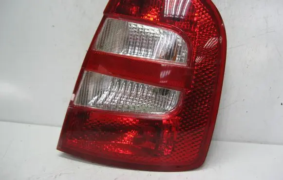 Skoda Fabia Mk1 (6Y) Rear/tail lights