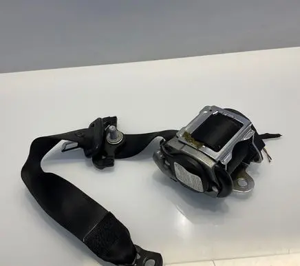 Mercedes-Benz E W211 Rear seatbelt 2118601086 A2118601086