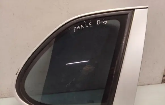 Porsche Cayenne (9PA) Rear side window 43R00367