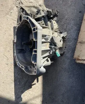 Nissan Qashqai Automatic gearbox 320106980R