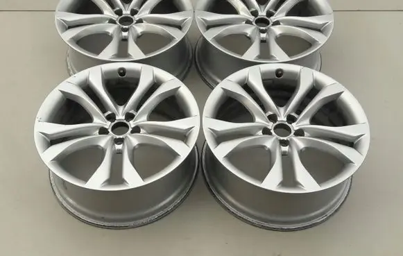 Audi Q5 SQ5 R20 alloy rim 